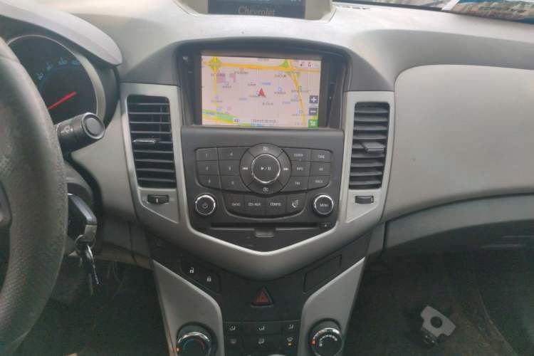 Used Chevrolet Cruze 2014 1.6L SL Millionth Anniversary Edition AT Audio And AC Panel