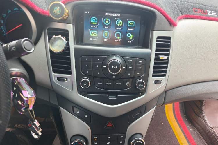 Used Chevrolet Cruze 2014 1.6L SL Millionth Anniversary Edition MT Audio And AC Panel