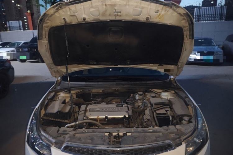 Used Chevrolet Cruze 2014 1.6L SL Millionth Anniversary Edition AT Engine Bay