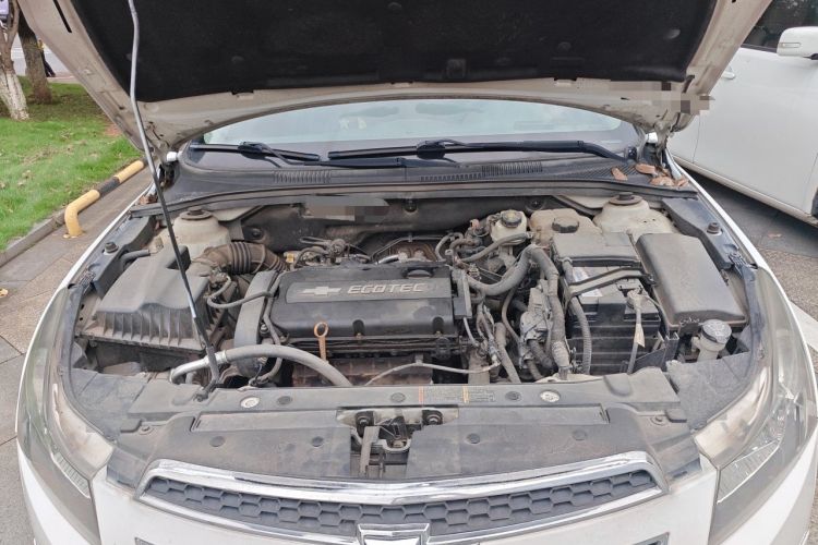 Used Chevrolet Cruze 2014 1.6L SL Millionth Anniversary Edition AT Engine Bay