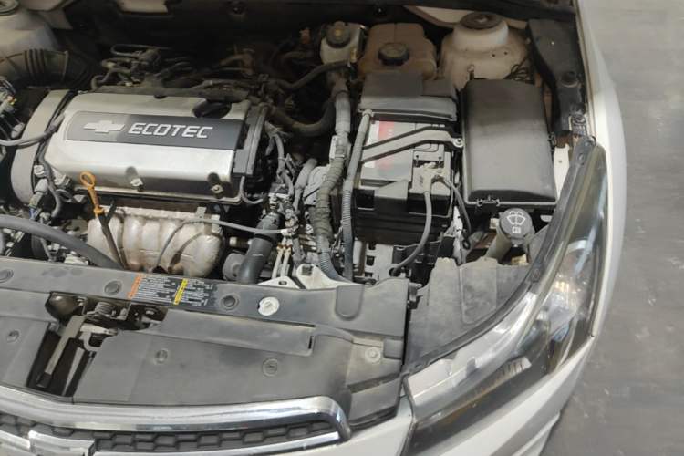 Used Chevrolet Cruze 2014 1.6L SL Millionth Anniversary Edition AT Engine Bay Left
