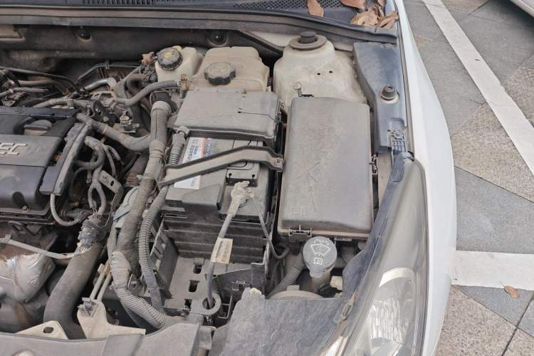 Used Chevrolet Cruze 2014 1.6L SL Millionth Anniversary Edition AT Engine Bay Left