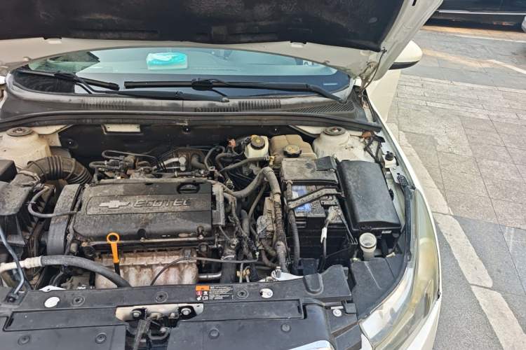 Used Chevrolet Cruze 2014 1.6L SL Millionth Anniversary Edition AT Engine Bay Left
