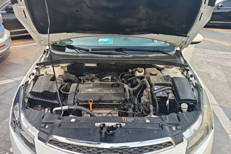 Used Chevrolet Cruze 2014 1.6L SL Millionth Anniversary Edition AT Engine Bay