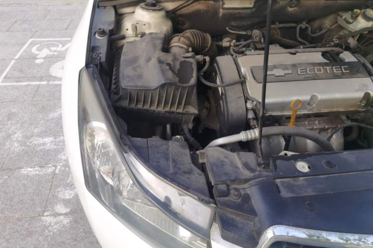 Used Chevrolet Cruze 2014 1.6L SL Millionth Anniversary Edition MT Engine Bay Right