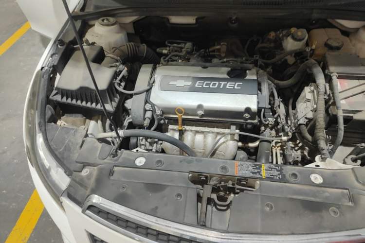 Used Chevrolet Cruze 2014 1.6L SL Millionth Anniversary Edition AT Engine Bay Right