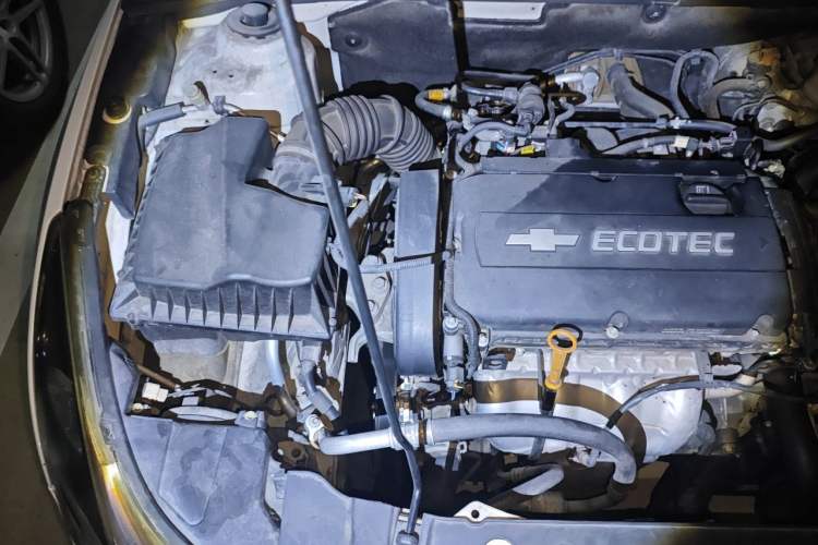 Used Chevrolet Cruze 2014 1.6L SL Millionth Anniversary Edition AT Engine Bay Right