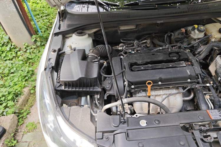 Used Chevrolet Cruze 2014 1.6L SL Millionth Anniversary Edition AT Engine Bay Right