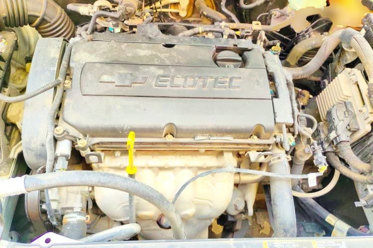 Used Chevrolet Cruze 2014 1.6L SL Millionth Anniversary Edition MT Engine Bay