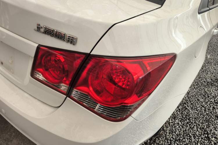 Used Chevrolet Cruze 2014 1.6L SL Millionth Anniversary Edition AT Exterior 6
