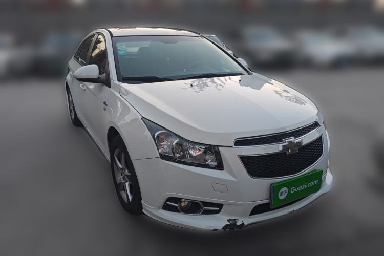 Used Chevrolet Cruze 2014 1.6L SL Millionth Anniversary Edition AT Front Right 45 Deg