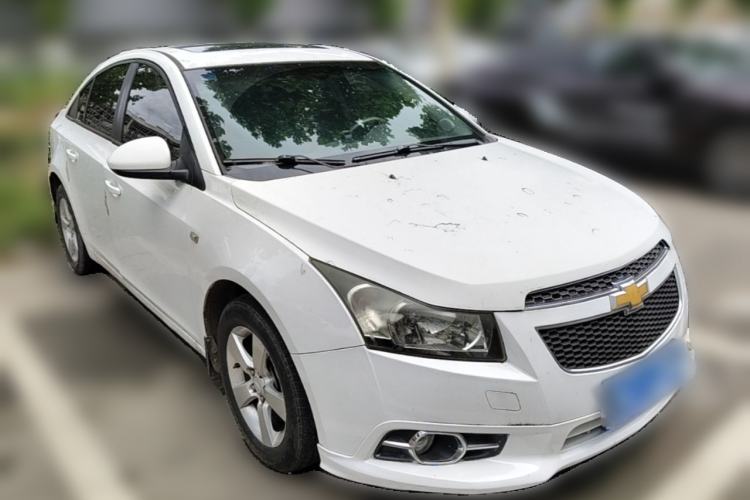 Used Chevrolet Cruze 2014 1.6L SL Millionth Anniversary Edition AT Front Right 45 Deg