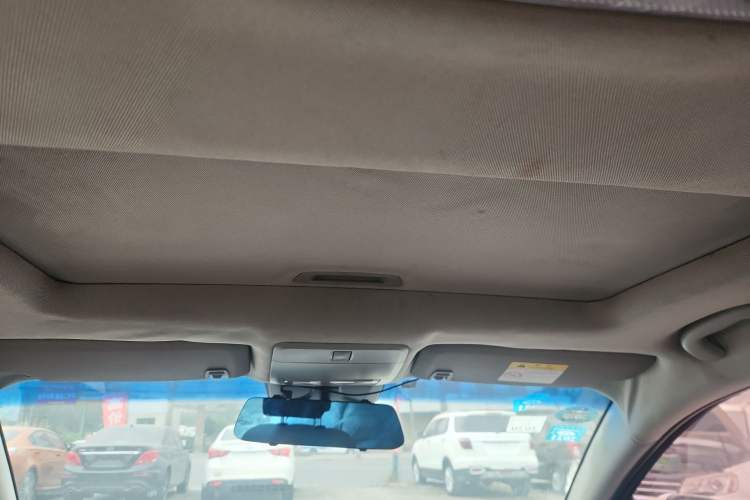 Used Chevrolet Cruze 2014 1.6L SL Millionth Anniversary Edition MT Headliner