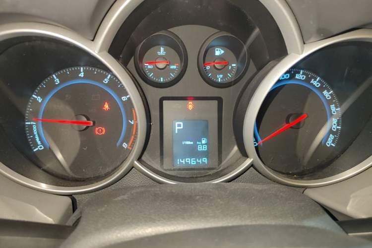 Used Chevrolet Cruze 2014 1.6L SL Millionth Anniversary Edition AT Instrument Cluster