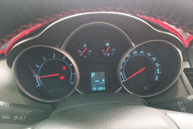 Used Chevrolet Cruze 2014 1.6L SL Millionth Anniversary Edition AT Instrument Cluster