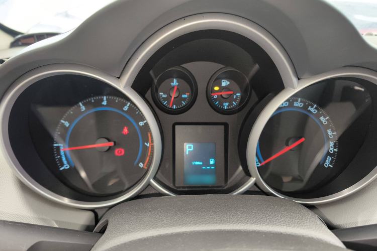 Used Chevrolet Cruze 2014 1.6L SL Millionth Anniversary Edition AT Instrument Cluster