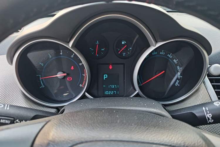 Used Chevrolet Cruze 2014 1.6L SL Millionth Anniversary Edition AT Instrument Cluster