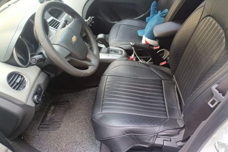 Used Chevrolet Cruze 2014 1.6L SL Millionth Anniversary Edition AT Left Front Seat