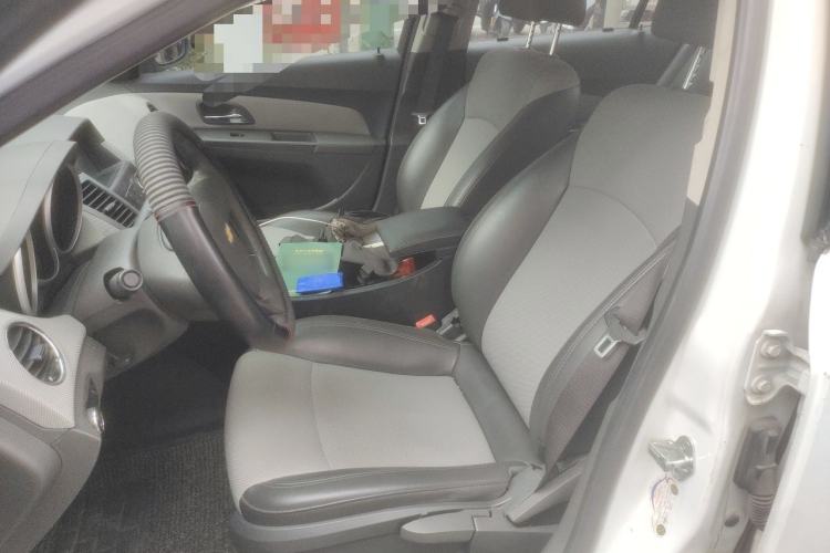 Used Chevrolet Cruze 2014 1.6L SL Millionth Anniversary Edition AT Left Front Seat