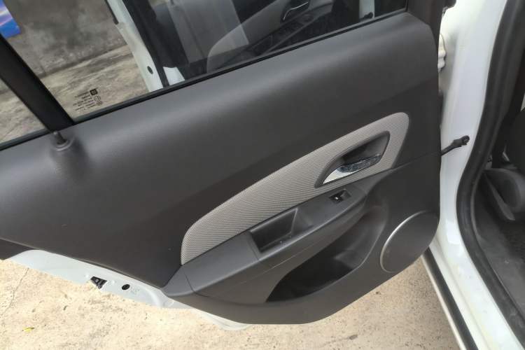Used Chevrolet Cruze 2014 1.6L SL Millionth Anniversary Edition AT Left Rear Door Interior