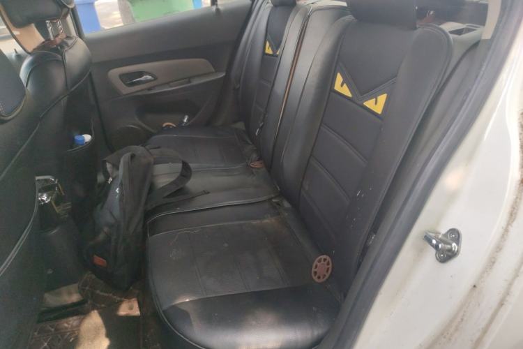 Used Chevrolet Cruze 2014 1.6L SL Millionth Anniversary Edition AT Left Rear Seat