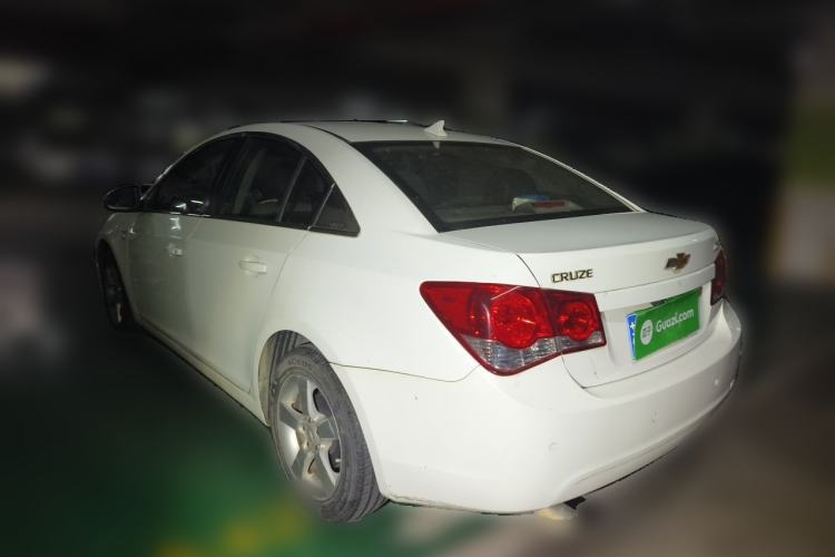 Used Chevrolet Cruze 2014 1.6L SL Millionth Anniversary Edition MT Rear Left 45 Deg