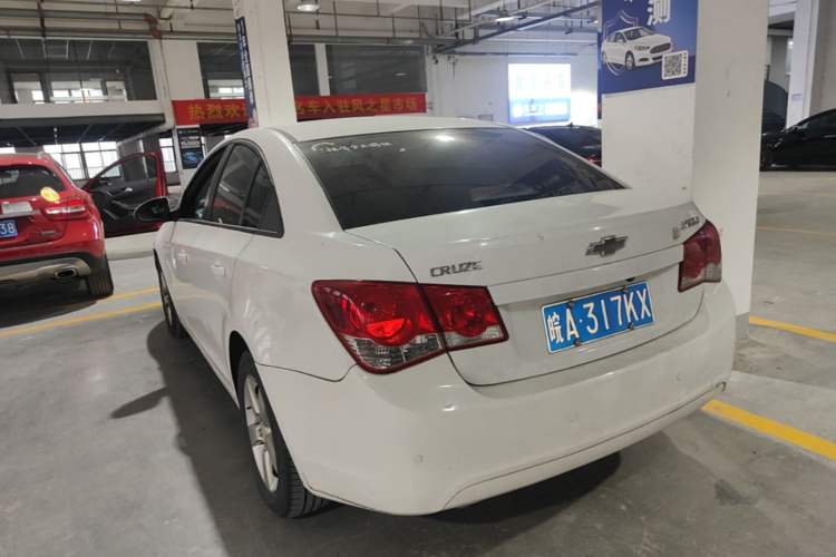 Used Chevrolet Cruze 2014 1.6L SL Millionth Anniversary Edition AT Rear Left 45 Deg