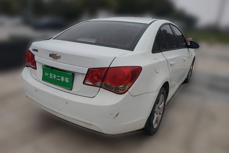 Used Chevrolet Cruze 2014 1.6L SL Millionth Anniversary Edition MT Rear Right 45 Deg