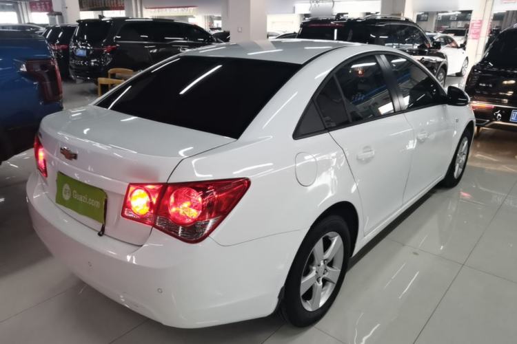 Used Chevrolet Cruze 2014 1.6L SL Millionth Anniversary Edition MT Rear Right 45 Deg