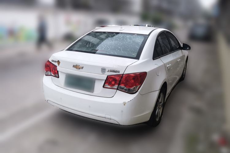 Used Chevrolet Cruze 2014 1.6L SL Millionth Anniversary Edition MT Rear Right 45 Deg
