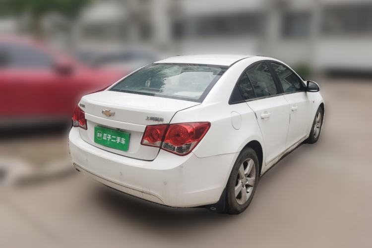 Used Chevrolet Cruze 2014 1.6L SL Millionth Anniversary Edition MT Rear Right 45 Deg