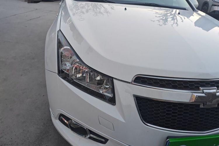 Used Chevrolet Cruze 2014 1.6L SL Millionth Anniversary Edition AT Right Front Headlight