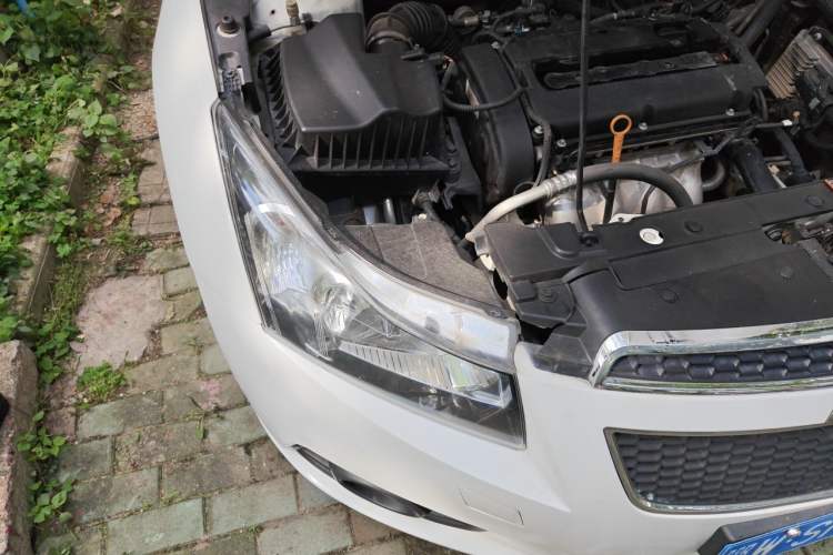Used Chevrolet Cruze 2014 1.6L SL Millionth Anniversary Edition AT Right Front Headlight