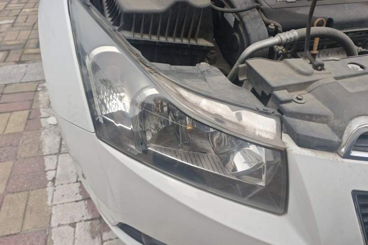 Used Chevrolet Cruze 2014 1.6L SL Millionth Anniversary Edition MT Right Front Headlight