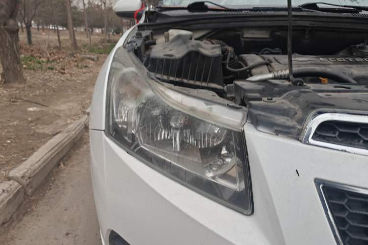 Used Chevrolet Cruze 2014 1.6L SL Millionth Anniversary Edition MT Right Front Headlight