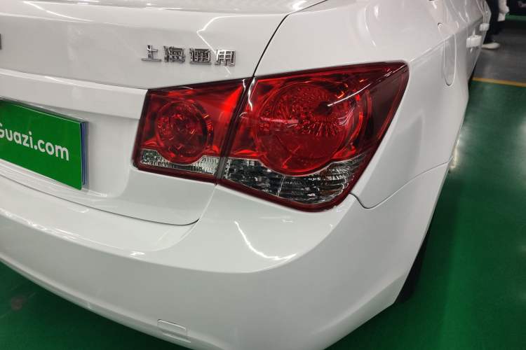 Used Chevrolet Cruze 2014 1.6L SL Millionth Anniversary Edition AT Right Rear Taillight