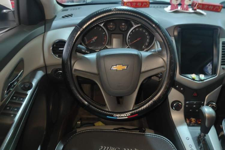 Used Chevrolet Cruze 2014 1.6L SL Millionth Anniversary Edition AT Steering Wheel