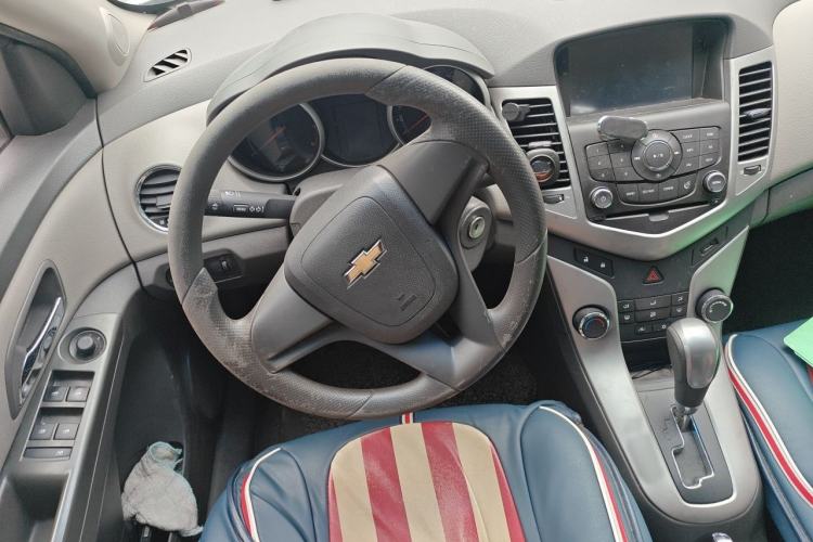 Used Chevrolet Cruze 2014 1.6L SL Millionth Anniversary Edition AT Steering Wheel