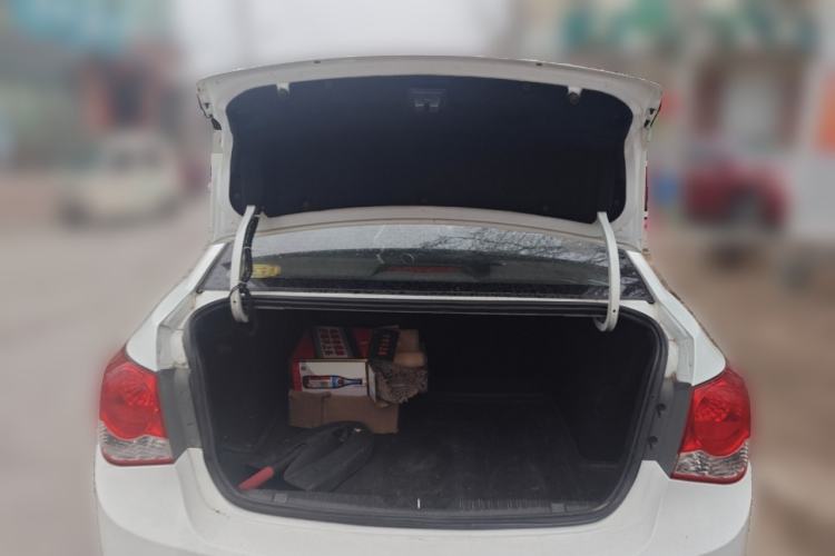 Used Chevrolet Cruze 2014 1.6L SL Millionth Anniversary Edition MT Trunk