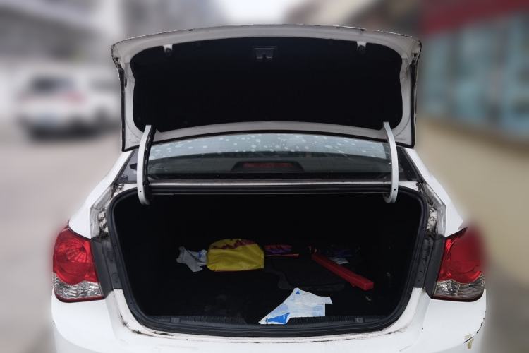 Used Chevrolet Cruze 2014 1.6L SL Millionth Anniversary Edition MT Trunk