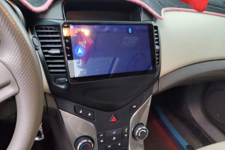 Used Chevrolet Cruze 2015 1.5L Classic SE MT Audio And AC Panel