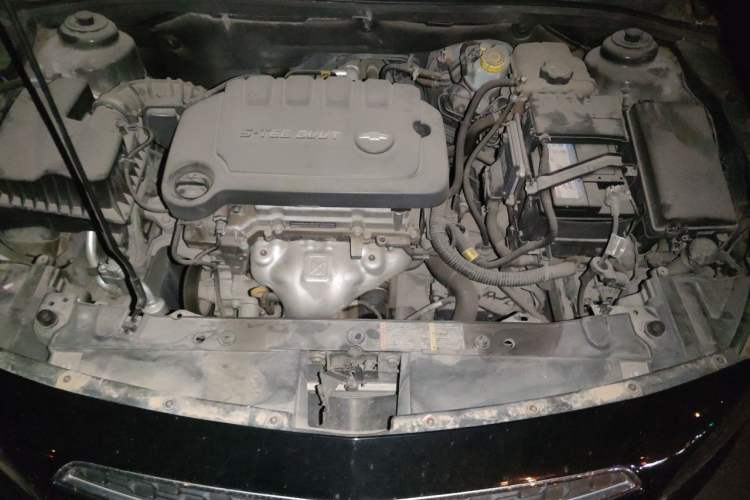 Used Chevrolet Cruze 2015 1.5L Classic SE AT Engine Bay