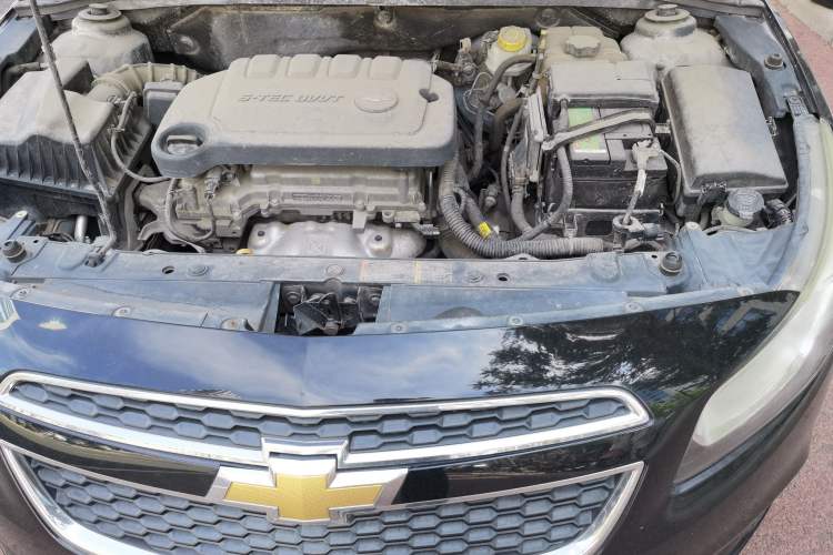Used Chevrolet Cruze 2015 1.5L Classic SE AT Engine Bay Left