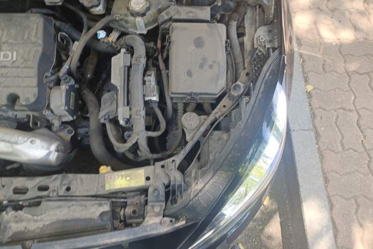 Used Chevrolet Cruze 2015 1.5L Automatic Luxury Edition Engine Bay Left