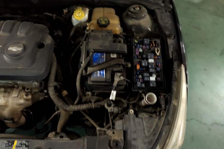 Used Chevrolet Cruze 2015 1.5L Classic SE AT Engine Bay Left