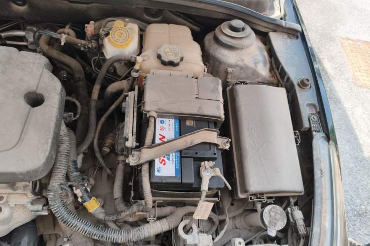 Used Chevrolet Cruze 2015 1.5L Classic SE AT Engine Bay Left
