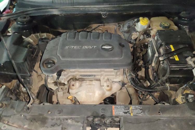 Used Chevrolet Cruze 2015 1.5L Classic SE MT Engine Bay