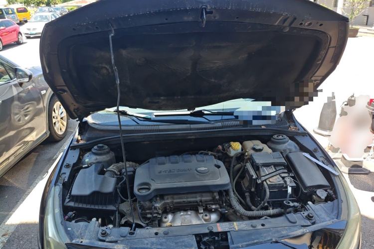 Used Chevrolet Cruze 2015 1.5L Classic SE AT Engine Bay