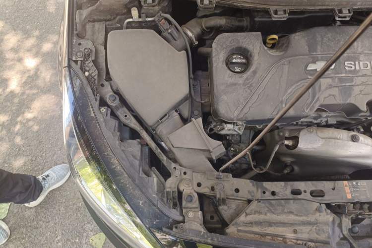 Used Chevrolet Cruze 2015 1.5L Automatic Luxury Edition Engine Bay Right