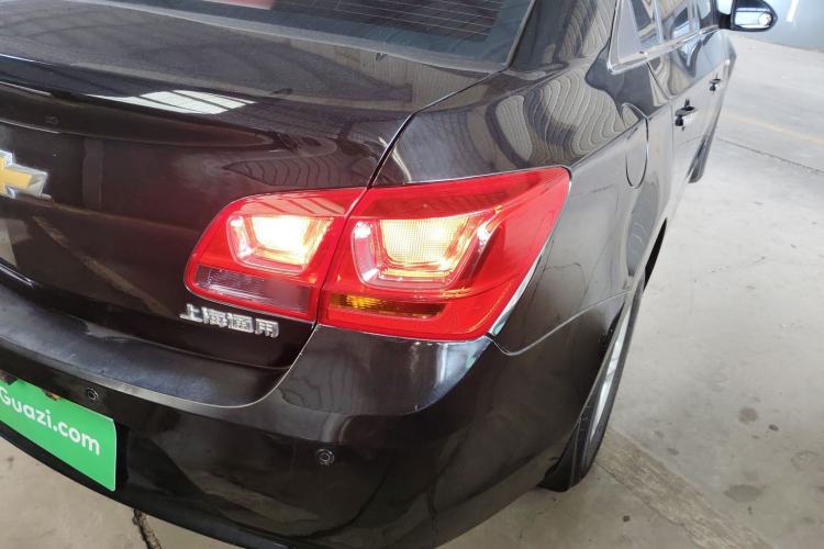 Used Chevrolet Cruze 2015 1.5L Classic SL MT Exterior 3